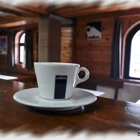- Popova Sapka Lodge